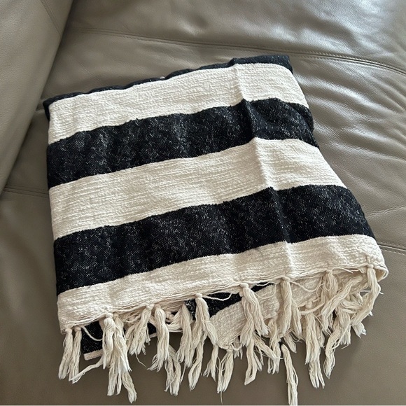 Black & Ivory Striped Woven Throw Blanket | Modern Minimal Home Decor - Picture 4 of 5